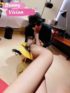 Vivian丝袜高跟调教 优质原创视频在线直达