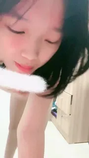 兼职大学生美乳学妹，揉穴自慰，无套啪啪狂射一身 - 高清流媒体极速加载