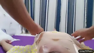 白嫩少妇玩上瘾又来按摩 直接无套插入 后入内射 - 1080P超清画质展示图