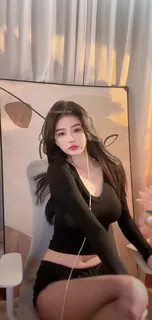 猫咪av站高分作品推荐：美女张奶奶   直播骚舞