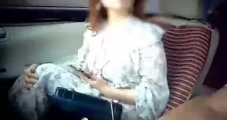 91社区热议作品：黑车司机偶遇气质富姐车里搞得不过瘾带回家搞完整版进内群观看 实拍