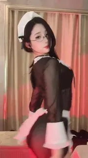 猫咪av站高分作品推荐：欲崽  直播骚舞_