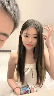 正在播放：黄播 03年安其拉表妹更新 (猫咪av站频道)