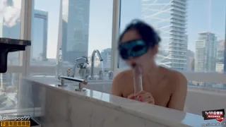 猫咪av站题材必看：下面有跟棒棒糖 34部-性感留学生浴缸双插自慰 封面图