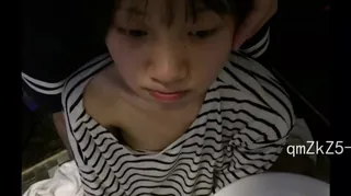 查看 嘴上说着不让搞 还是翘美臀迎接J8猛操 无套冲刺内射 的详细介绍与播放