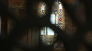 糖心vlog #桥本香菜 堕落修女装 黑丝玉足足交 无套抽插 内射完还主动清理肉棒 - 实时更新的高清猫咪av站资源