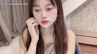 【猫咪av站】极品美女主播性感诱惑 现场高清截图