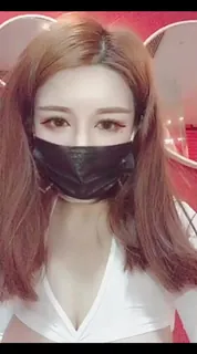 91社区热议作品：极品身材尤物主播诱惑骚舞 实拍