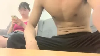 回归首秀，19岁大一学生妹，乳头小小真可爱，白嫩听话，啤酒助兴成功操到嫩逼 - 实时更新的高清猫咪av站资源