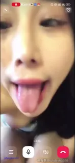 91视频官方收录：视频自慰让男朋友看