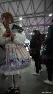 #偷拍漫展 偷拍 抄底 coser 超近距离偷拍可爱内内01 玩家亲测好评资源