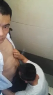 厕所口爆爆插奶狗 手机浏览器流畅观看预览