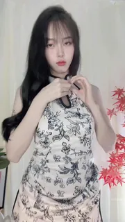 91视频推荐：花椒女神小movo 定制脱衣舞补齐 手机在线播放