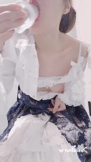 白丝福利姬自拍’‘ 手机浏览器流畅观看预览