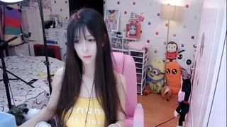 #娜娜sweet  新助眠视频_ 骚女的杰作 - 极具视觉冲击力的猫咪av站内容