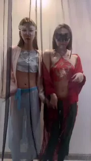 古风美女主播风骚艳舞 - 实时更新的高清猫咪av站资源