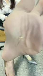 猫咪av站栏目：更新ol宝贝 精彩封面