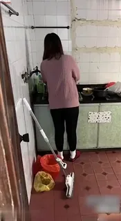 时不时的偷窥丰满的嫂子！ 完整无删减版在线看