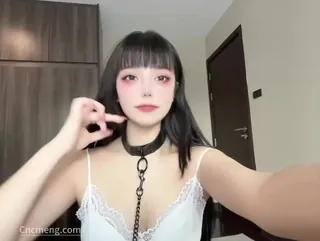 猫咪av站题材必看：母狗美女露脸口交 封面图