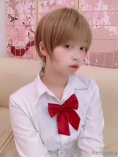 Onlyfans #remukira 唯美COS 童颜巨乳 情趣内衣 - 实时更新的高清猫咪av站资源