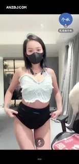 抖音糊涂小y直播骚舞整活_- - 1080P超清画质展示图