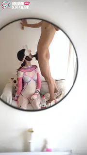 91社区热议作品：#软软学姐 守望DVA-口交 实拍