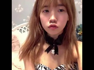 91视频推荐：私房 长安妹妹-小怪兽 房内直播诱惑 手机在线播放