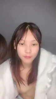 刚下海不久的小妹妹激情操逼收费房 - 1080P超清画质展示图