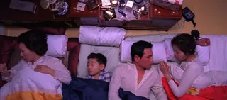 一家人睡在一起 优质原创视频在线直达