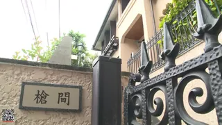 查看 这家庭哪一位男的被带回来都会被姐姐妈妈们吞干净 的详细介绍与播放