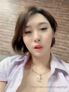 短发姐玩弄自己骚逼 手机浏览器流畅观看预览