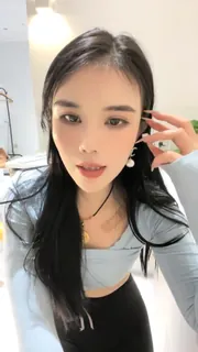 黄播小美一线天群更新9部_ 手机浏览器流畅观看预览