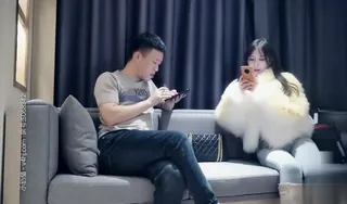 七天探花 高价约操 极品外围女神 练舞蹈牛仔裤一字马。 - 1080P超清画质展示图