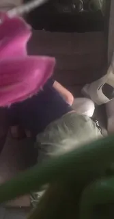 查看 #偷拍 #少妇 美艳少妇被网友按在沙发上强上，连打带喊无济于事。只被老公操过的穴被强行插入。1 的详细介绍与播放