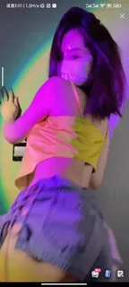 【猫咪av站】抖音御姐琳lin直播骚舞整 活- 现场高清截图