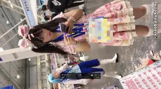 猫咪av站精选视频：逛漫展不穿胖次？ 完整版