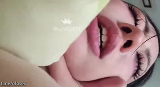 【猫咪av站】中出骚逼少妇的骚穴 现场高清截图