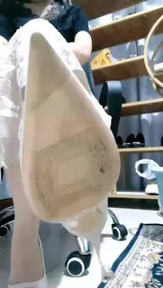 少妇白丝玉足高跟诱惑 - 1080P超清画质展示图