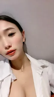 91视频推荐：美女镜头前自慰 手机在线播放