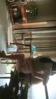 秋日午后，良家夫妻居家性爱，阳台边惊现四脚兽，楼下路人有眼福了，肤白人浪尤物 完整无删减版在线看