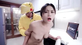 猫咪av站题材必看：寂寞骚妻外卖员打炮 封面图