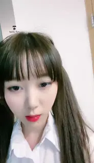 猫咪av站精选视频：#套路直播 #樱桃大大 #jk 调教学长舔足 完整版