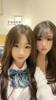 #套路直播 #jk #棉袜 #裸足 姐妹花调教狗奴 手机浏览器流畅观看预览