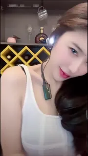 主播火辣热舞 - 高清在线观看