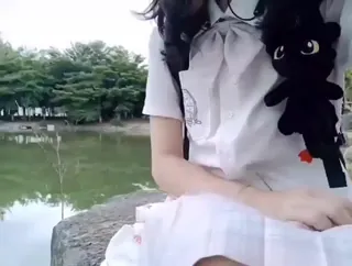 超级温柔的jk少女 - 高清在线观看