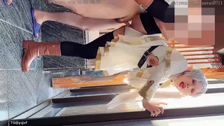 正在播放：tokar cos 吃鸡巴 (猫咪av站频道)