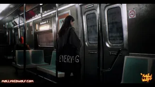 猫咪av站高分作品推荐：列车上直接开干