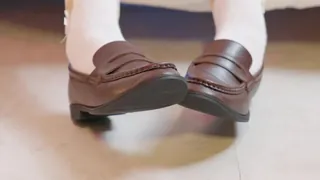 猫咪av站题材必看：Onlyfans 极品嫩妹 #Saku_打手枪后入 封面图