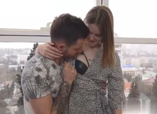 身着性感内衣在淋浴中射精’‘ 完整无删减版在线看