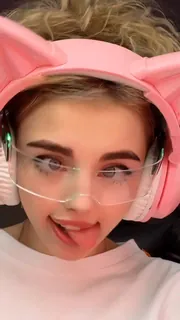 查看 美女拉拉骚货合集 的详细介绍与播放